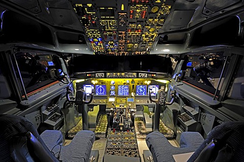 View of the cockpit of a Boeing 737 - 700 in a flight simulator by the Wulff/Zellner GbR company, Berlin, Germany