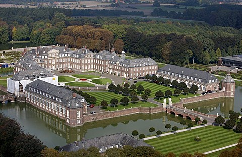 Nordkirchen Castle, largest moated castle in Westphalia, which includes, among others, the finance university North Rhine-Westphalia, Nordkirchen, Muensterland, North Rhine-Westphalia, Germany, Europe