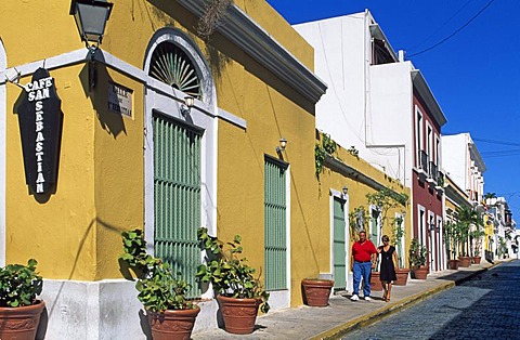 Row of houses, historic city centre, San Juan, Puerto Rico, Caribbean