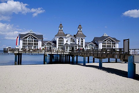 Sellin Pier, Ruegen, Mecklenburg-Vorpommern, Germany, Europe