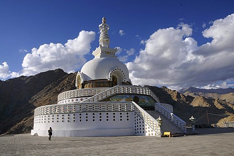 Shanti Stupa above Leh, Ladakh, India, Himalayas, Asia