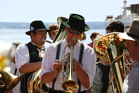 Brass band from Zorneding in Herrsching on Lake Ammersee, Fuenfseenland, Upper Bavaria, Germany, Europe