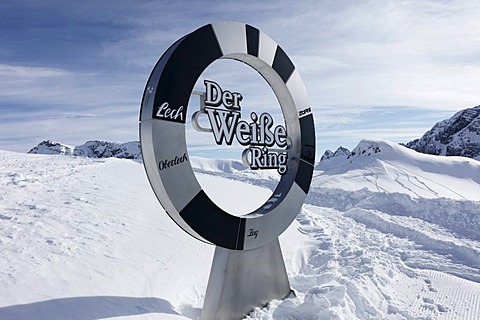 Der Weisse Ring, German for The White Ring, Lech-Zuers skiing area on Ruefikopf mountain, Lechtal Alps, Vorarlberg, Austria, Europe