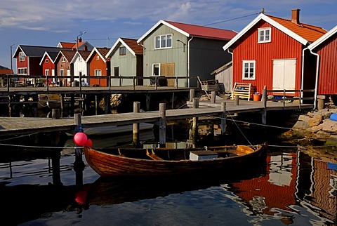 Wooden houses, landing stage, fishing village on the small archipelago island of Resoe, Sweden, Scandinavia, Europe