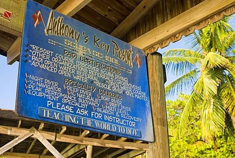 Information board of the diving school, Hotel Anthony's Key Resort, Roatan, Honduras, Central America