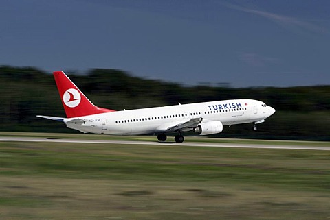 Boing 737 of the Turkish Airlines starting at Frankfurt Airport, Frankfurt, Hesse, Germany, Europe