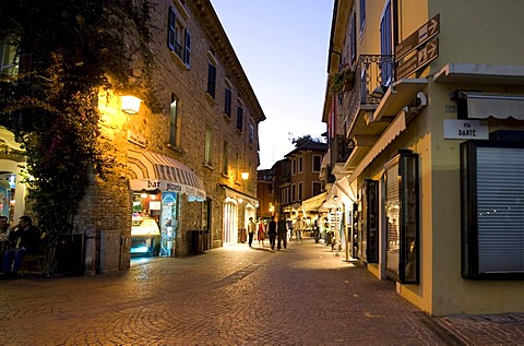 Historic district of Sirmione at the Scaliger Castle in the evening, Castello Scaligero, commune of Sirmione, Lombardy, Italy, Europe