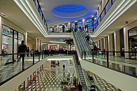 Modern downtown shopping mall, Muenster, Westphalia, Germany, Europe