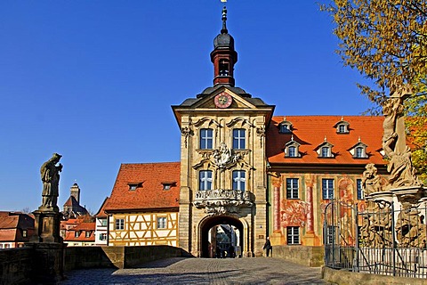 Old Town Hall with the Obere Bruecke Bridge, Bamberg, Upper Franconia, Bavaria, Germany, Europe