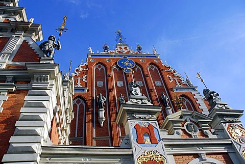 House of the Blackheads, Melngalvju nams, Renaissance style facade with sculptures at Ratslaukums square in the historic town centre, Vecriga, Riga, Latvia, Baltic states, Northeastern Europe