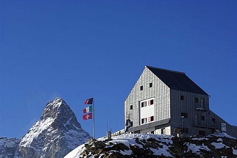 Mountain hut, Rifugio Theodulo, Mount Matterhorn, Zermatt, Wallis, Switzerland, Europe