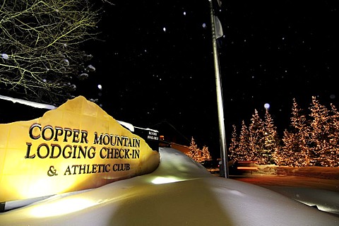 Driveway to the Copper Mountain Lodge, Copper Mountain ski area, Colorado, USA, North America