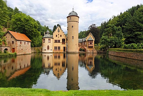 Mespelbrunn moated castle, Upper Franconia, Bavaria, Germany, Europe