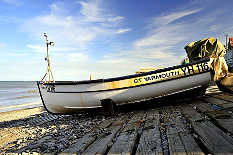 A small fishing boat at Sheringham on the Norfolk coast, England, United Kingdom, Europe