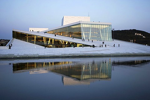 Oslo Opera House at Oslofjord with an accessible roof made of Carrara marble, Oslo, Norway, Scandinavia, Europe