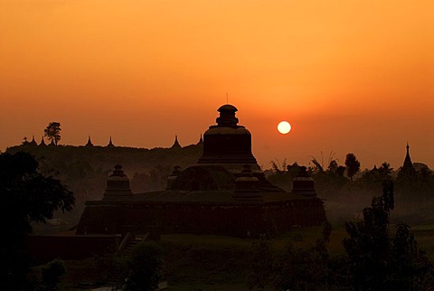 Temple complex of Mrauk-U, Burma, also called Myanmar, Southeast Asia