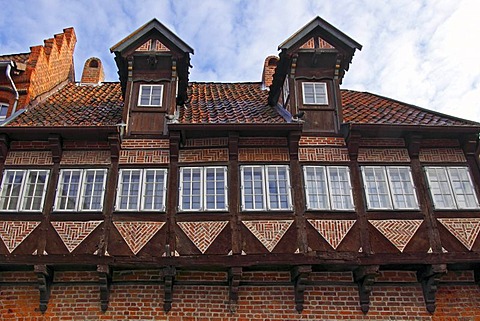 Historic timber-framed house with typical dormer and bay windows, Utluchten, historic town centre of Lueneburg, Hanseatic city of Lueneburg, Lower Saxony, Germany, Europe