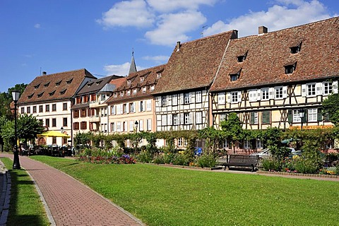 Half timbered buildings on the Quai Anselmann, Wissembourg, Nordvogesen Nature Reserve, Vogesen, Alsace, France, Europe