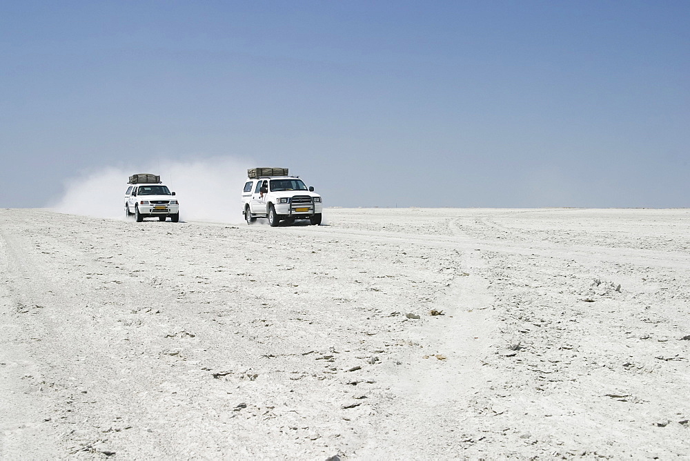 Offroad tour over a big salt pan, Sowa Pan, Makgadikgadi pans, Botswana, Africa