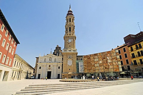 San Salvadors Cathedral, La Seo Square, Zaragoza, Saragossa, Aragon, Spain, Europe