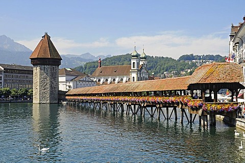 Kapellbruecke, Chapel Bridge, water tower, Reuss River, historic district, Lucerne, Switzerland, Europe