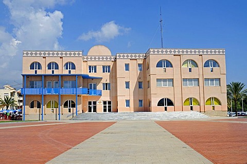 Empty square, cultural centre, meeting point, events, culture, L' Alfas de Pi, Albir, Costa Blanca, Alicante, Spain, Europe