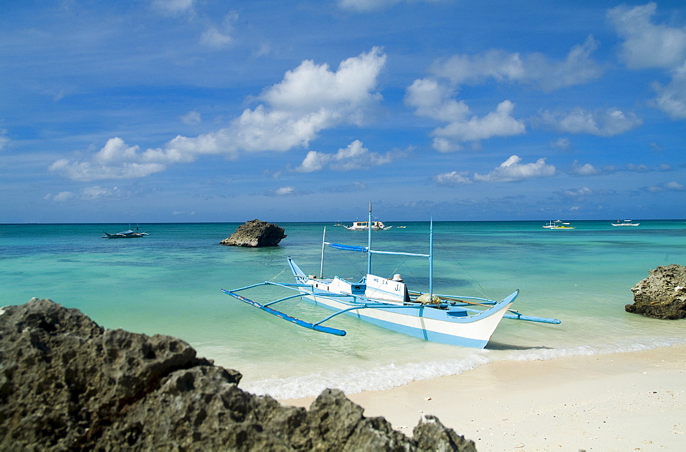 Boat on Dinivid-Beach, Boracay, Philippines