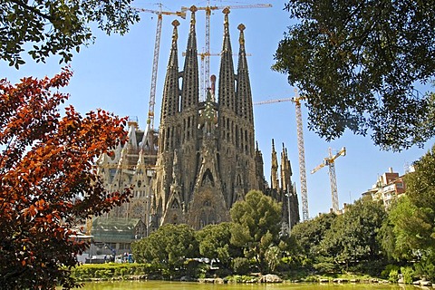 North face of the Sagrada Familia, Church of the Holy Family, architect Antoni Gaudi, catherdrale, Barcelona, Catalonia, Spain