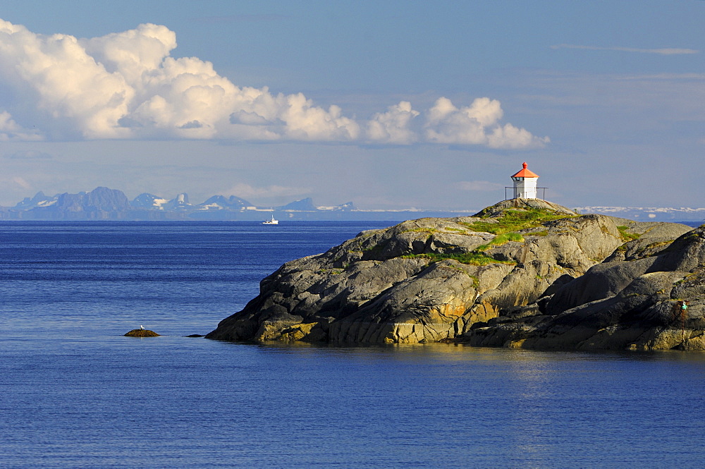 Lighthouse at the Nusfjord, Flakstadoy, Lofoten, Norway, Scandinavia