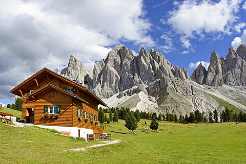 Gschnagenhardt alp and Geisler mountain range South Tyrol Italy