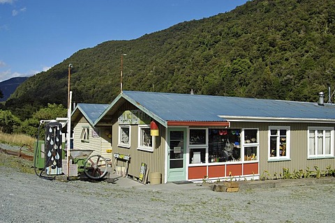 Gunns Camp, Holyford valley, South Island, New Zealand