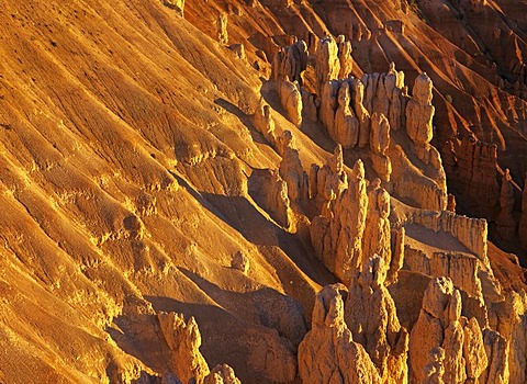 Sunrise at Inspiration point , Bryce Canyon, Utah, USA