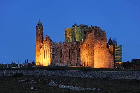 Rock of Cashel or Cashel of the Kings the seat of the Kings of Munster, Cashel, Tipperary, Ireland