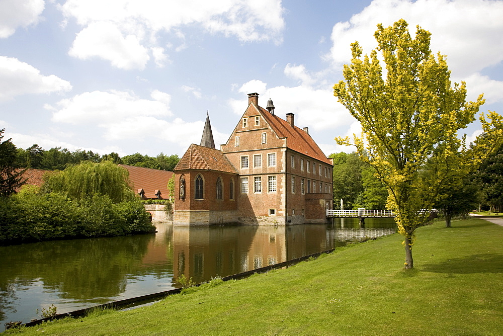 House of Lords, built 1540-1545, Wasserburg Huelshoff, the poet Annette von Huelshoff was born here, Havixbeck, Muensterland, North Rhine-Westphalia, Germany, Europe