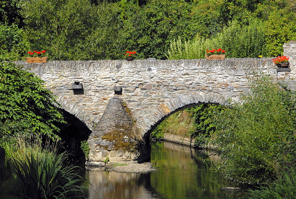 Old bridge in the town of Monreal, winner of the "Unser Dorf hat Zukunft" (Our Town Has a Future) national contest in 2004, Monreal, Rhineland-Palatinate, Germany, Europe