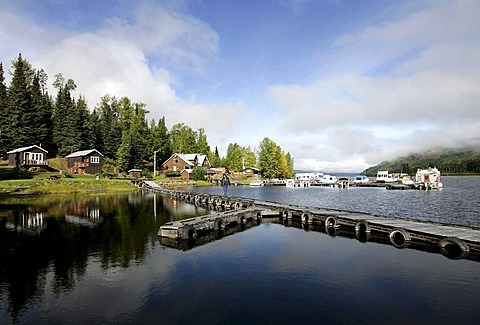 Footgridgde and lodge at Babine lake in British Columbia, Canada