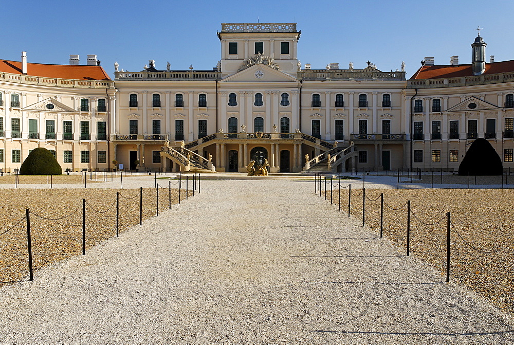 Eszterhazy Palace, Esterhazy, Fertod at Lake Neusieldl, Hungary, Europe