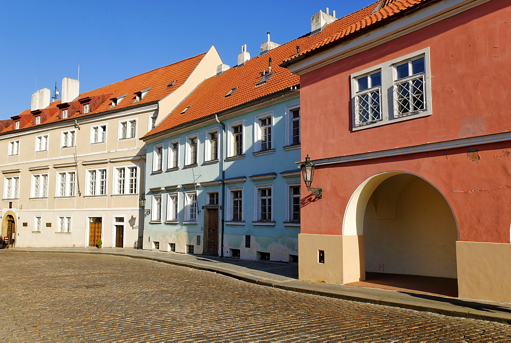 Alley in Hrad&any, the Castle District, UNESCO World Heritage Site, Prague, Czech Republic, Czechia, Europe