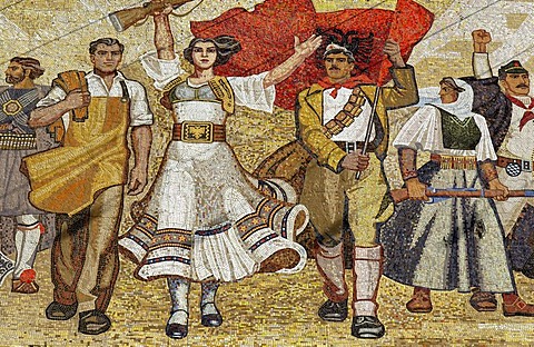 Socialist propaganda and hero mosaic on the National Museum, Skanderbeg Platz, Tirana, Albanien, Europa