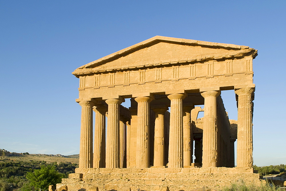 Concordia Temple, Valle dei Templi, Agrigento, Sicily, Italy