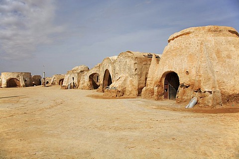 Desert city - location of star wars - episode I in the Sahara, Tozeur, Tunisia