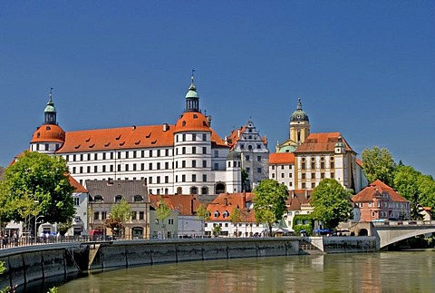 View to the castle, castles chapel, castles museum, Bavarian State Galery, Donau quay, Elisen bridge, City of Neuburg at the river Donau founded as maintown of principality Pfalz-Neuburg 1505, Bavaria, Germany, BRD, Europe