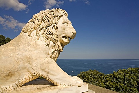 Lion in white Marble in front of Castle Voroncov, Jalta, Crimea, Ukraine, South-Easteurope, Europe,