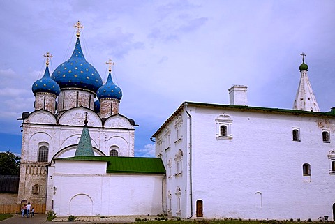 Suzdal Kremlin with Cathedral of the Nativity of the Virgin and apartments of the archbishop, Suzdal, Russia