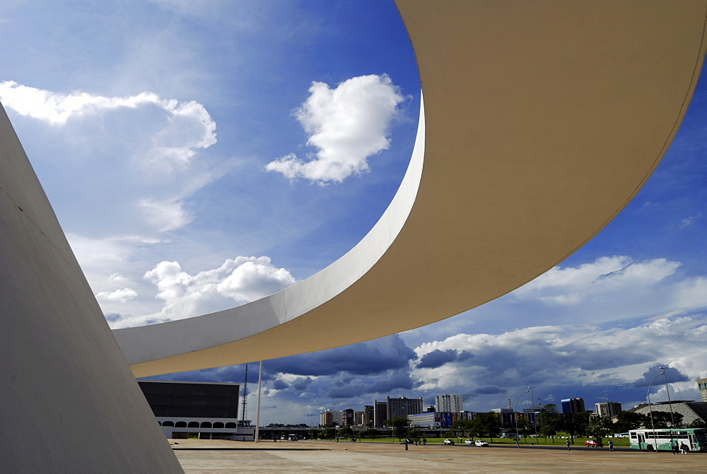 National Museum, Brasilia, Brazil. Architect: Oscar Niemeyer