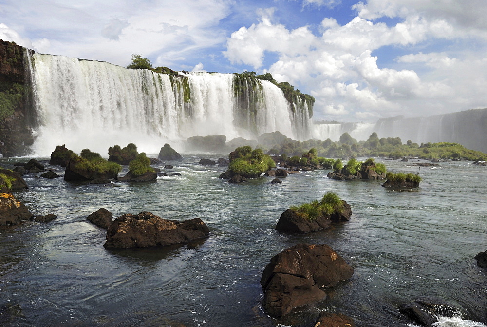 Iguazu Waterfalls, Brazil/Argentina