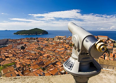 Telescope looking over the historic centre of Dubrovnik, UNESCO World Heritage Site, Ragusa, Dubrovnik-Neretva, Dalmatia, Croatia, Europe