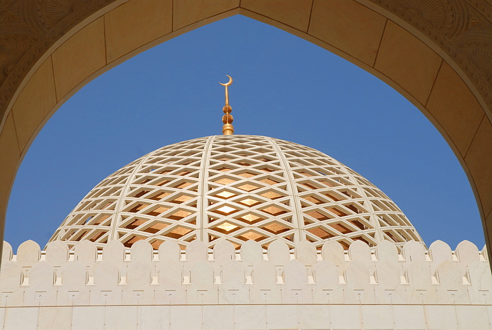 Dome of Sultan Kaboos mosque (Great Mosque), Muscat, Oman