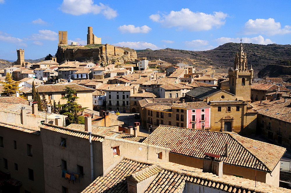 View over Uncastillo, Zaragoza Province, Aragon, Spain, Europe