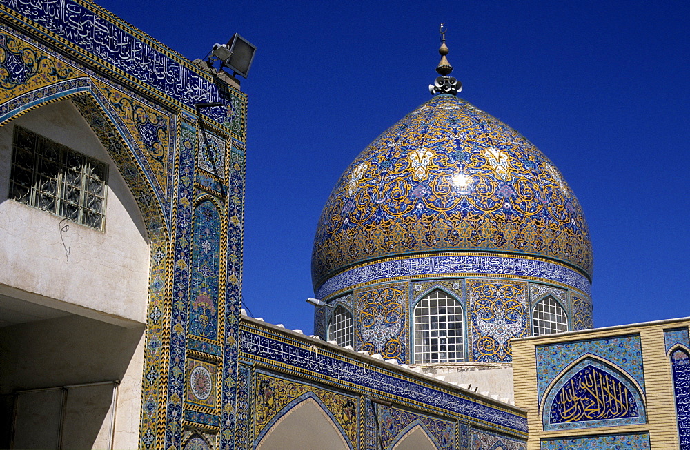 Side cupola, dome of the Akariya Mosque (Golden Mosque) before its destruction in February 2006, Samarra, Iraq, Middle East